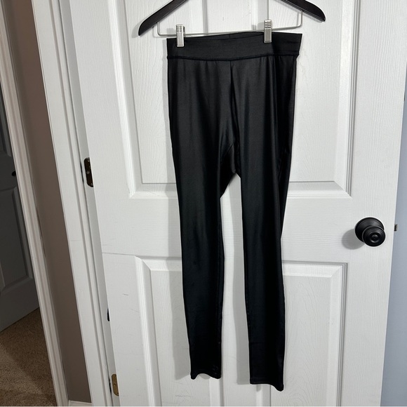 Aqua polyester/spandex leggings, medium, shiny black, full length - Picture 3 of 6